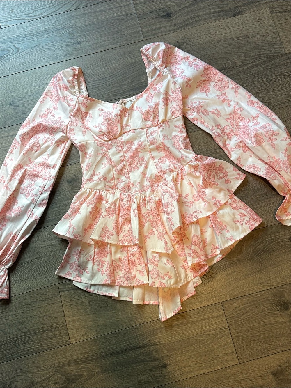 Pink Floral Puff-Sleeve Dress - Picture 2 of 3